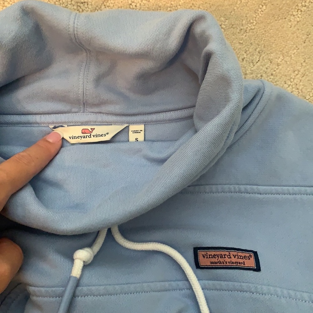 Vineyard Vines Pullover - image 3